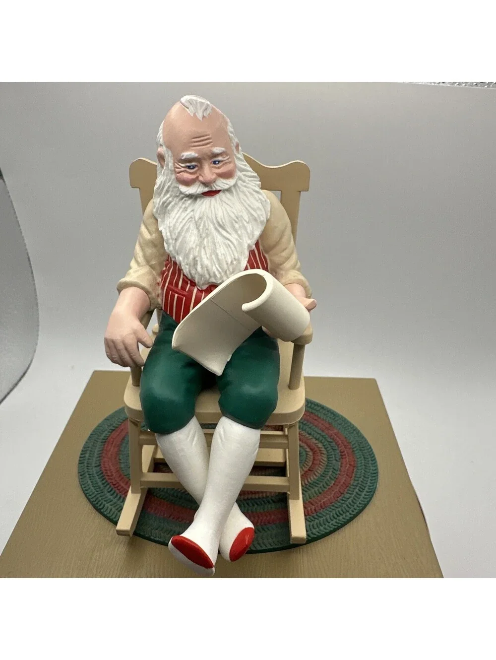 Hallmark Vtg. Santa’s List Rocker Wind Up Stocking Holder